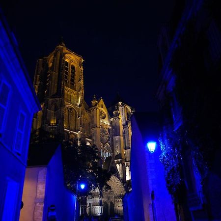 L'Annexe D'Auron, Charmant F2 Au Coeur De Bourges Dış mekan fotoğraf